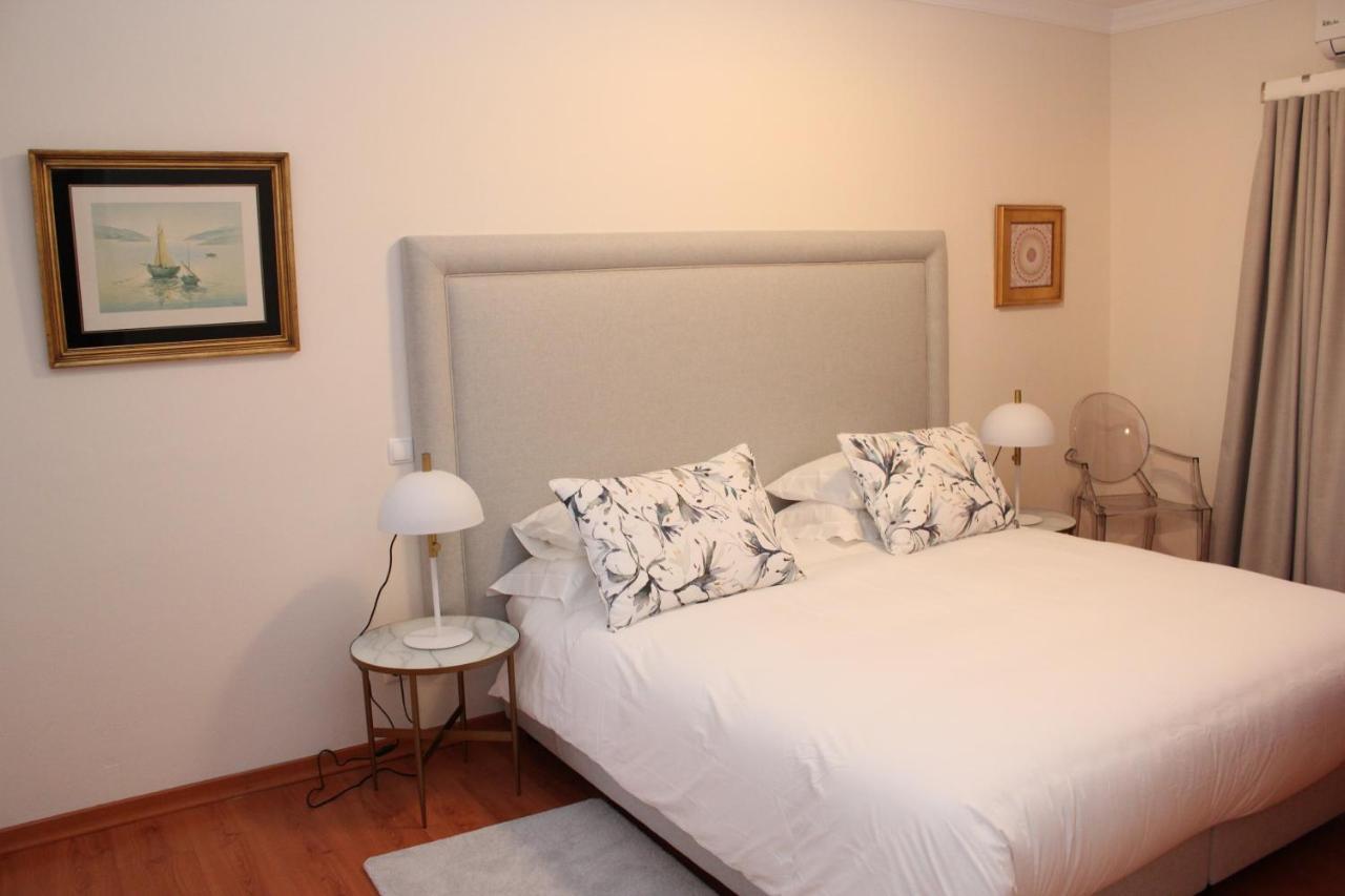 Villa Tranberg Suites Феррейраш Экстерьер фото